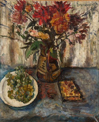 Composition au bouquet de fleurs et aux raisins